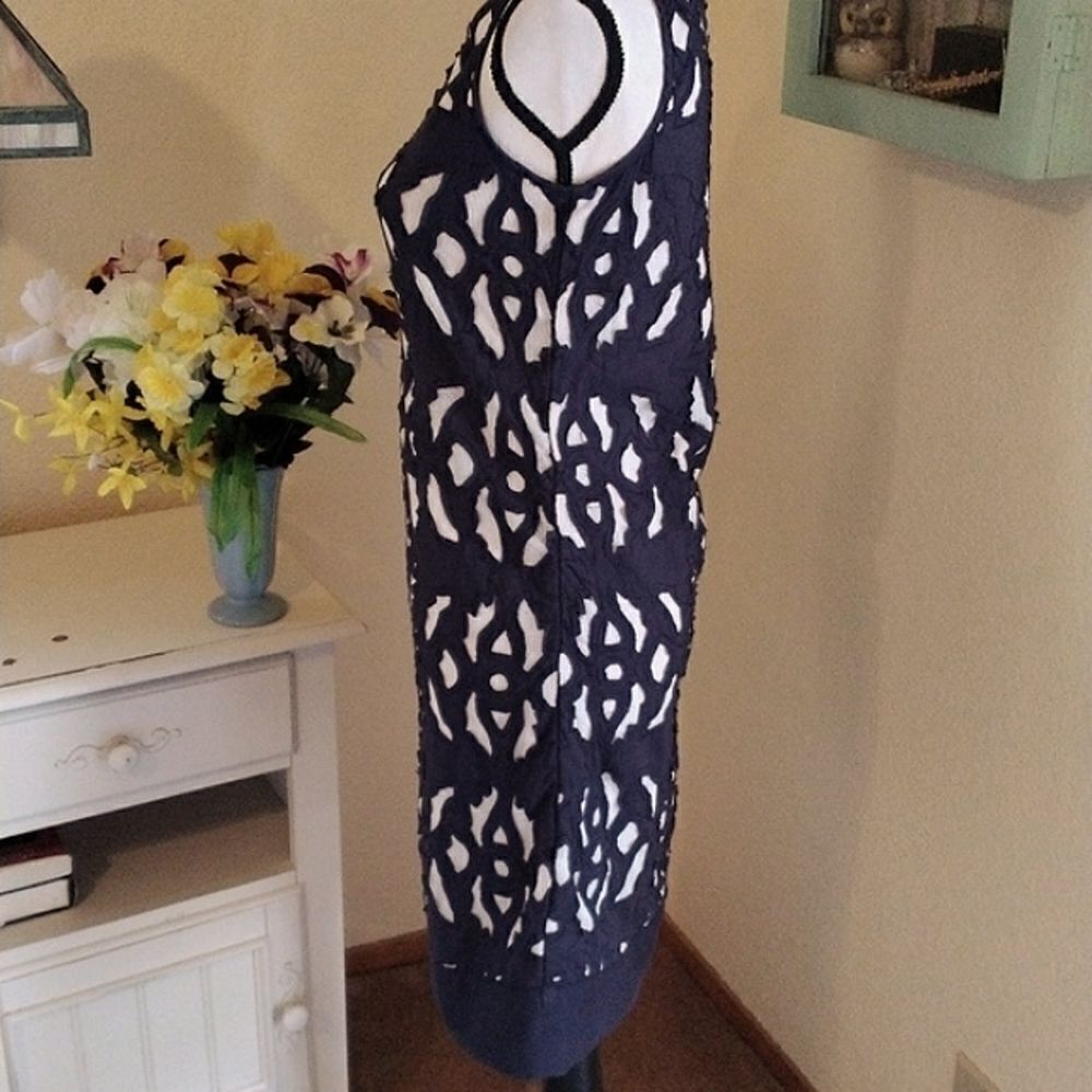 KAS New York Embroidered Lace Dress - Picture 5 of 11